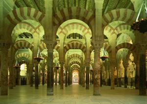 青森市のビジネスホテル「東横INN青森駅前」:快適な宿泊体験と便利なアクセスを提供